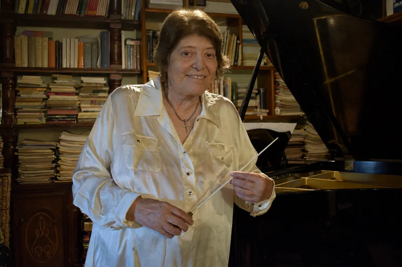Ritratto biografico dell’archivio visivo di Antonella Barbarossa